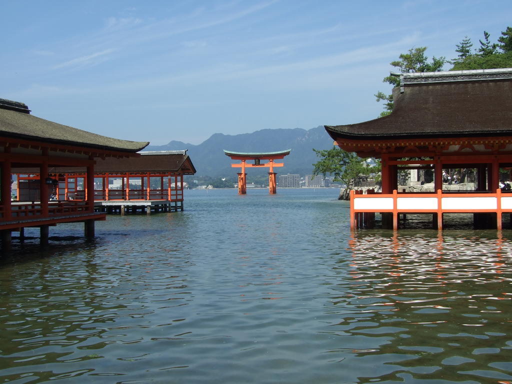 広島東急reiホテル ホテル 3*